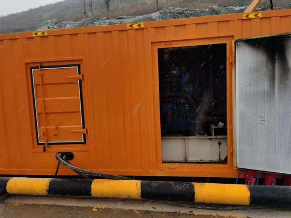丘北发电机出租 柴油发电机组电压低报警怎么办？